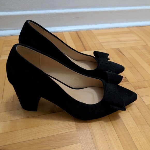 STYLISH BLACK SHOES WITH A BOW - Picture 2 of 5
